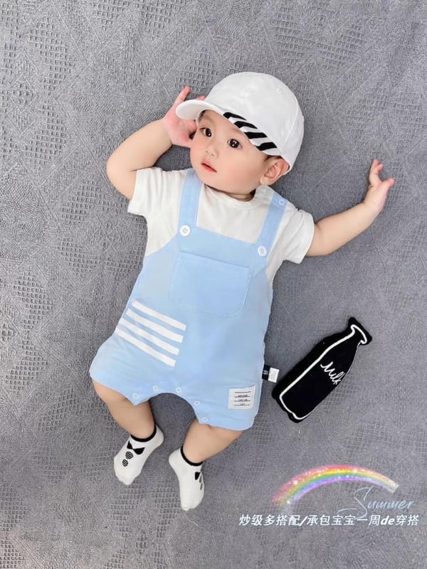 线条假两件爬衣