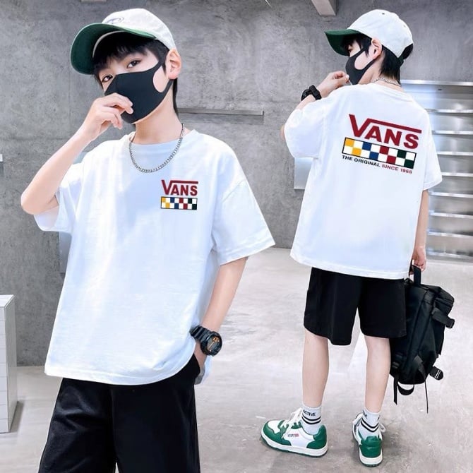 VANS白色上衣