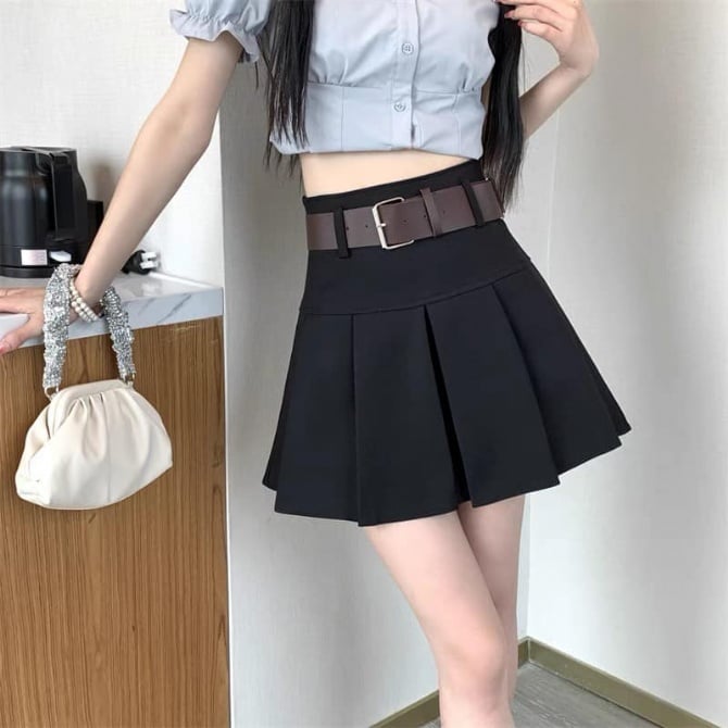 美式百褶裙🆓皮带📌顏色：黑色(小童/大童）
