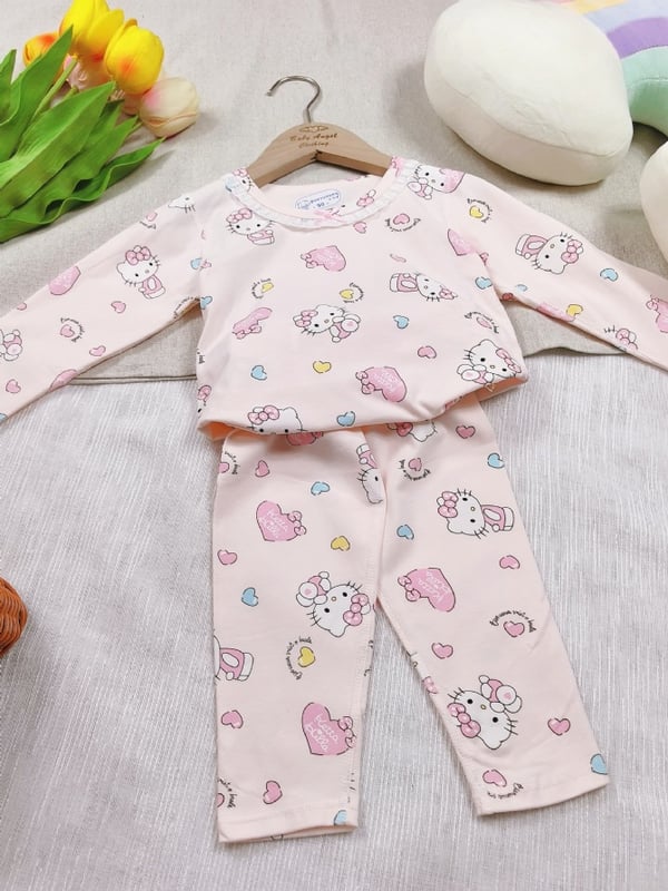 HELLO KITTY爱心粉色家居服