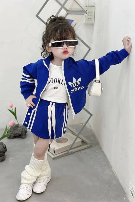 三叶草外套套装
