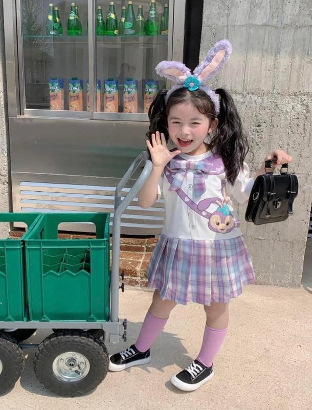 星黛露蝴蝶结连身裙